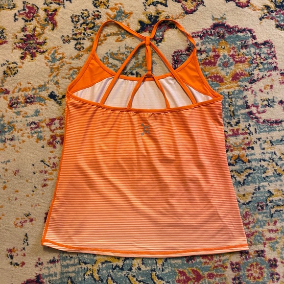 OTF moisture wicking striped tank, size medium - Picture 4 of 5